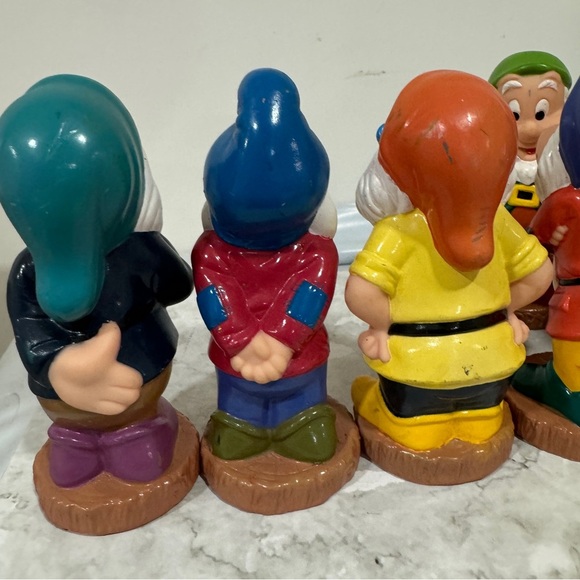 1960s Vintage Snow White Disney 7 Seven Dwarfs collectibles figurines Toys 5” - Picture 3 of 11